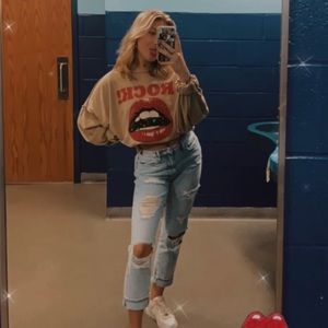 Meet your Posher, Shea